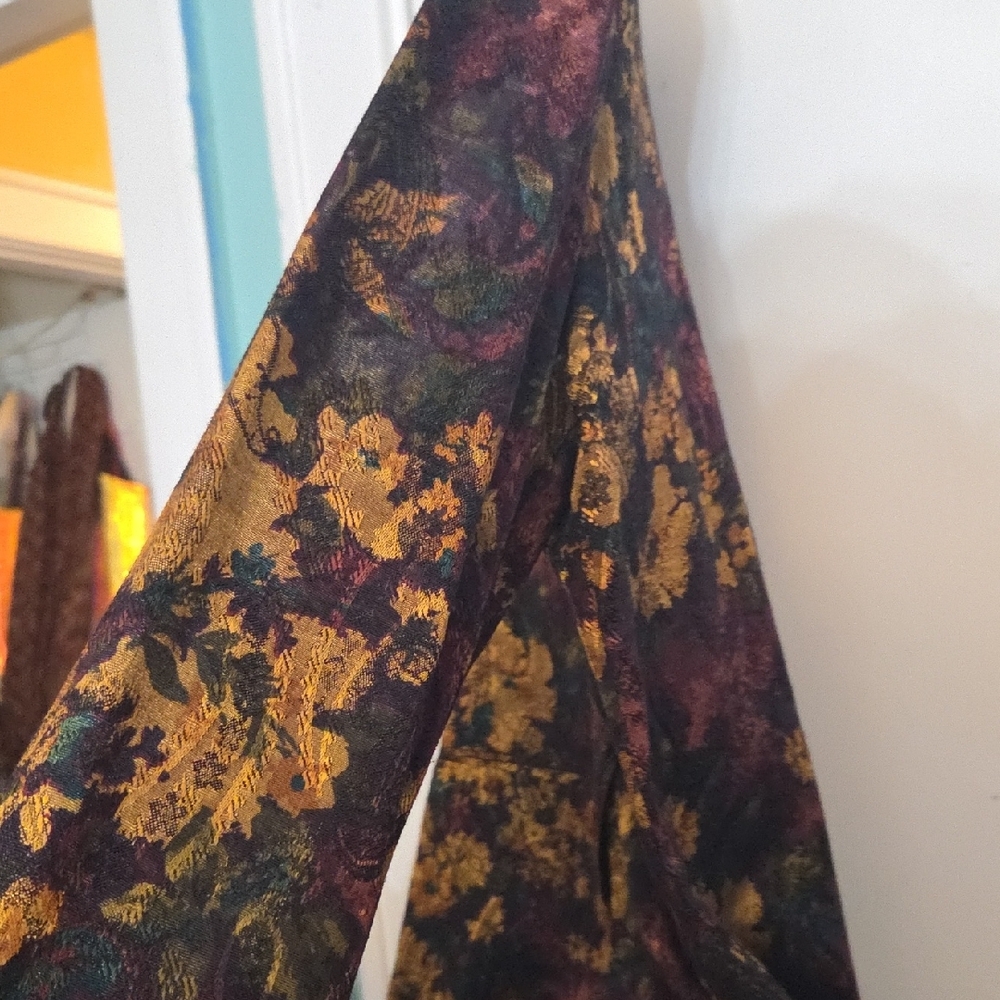 Floral Patterned Blazer - Picture 5 of 7